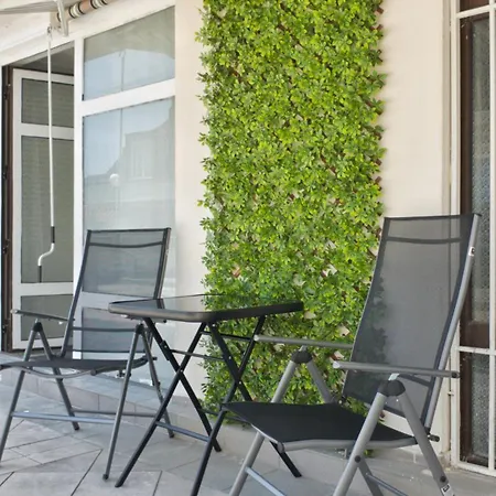 Cozy Near The Park With Huge Verandah Free Parking * Wielkie Tyrnowo
