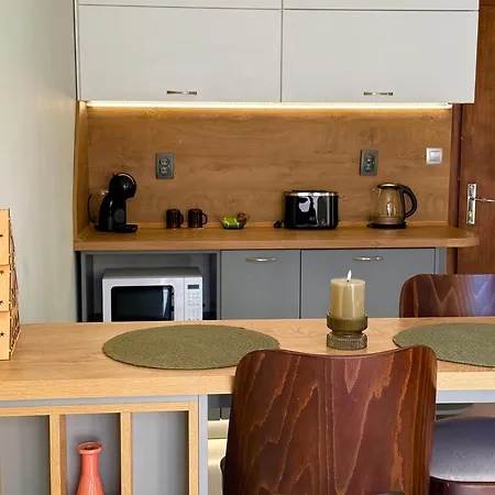 Apartament Cozy Near The Park With Huge Verandah Free Parking Wielkie Tyrnowo