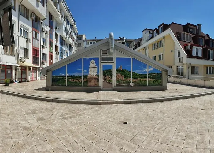 Cozy Near The Park With Huge Verandah Free Parking Veliko Tarnovo